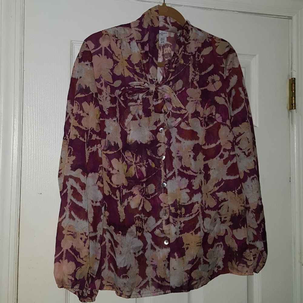 Jaclyn Smith‎ blouse